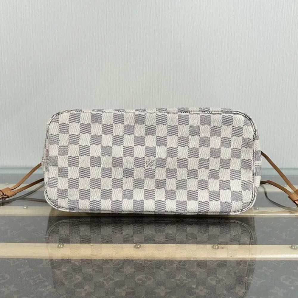 Louis Vuitton Women Pre-Loved Bag Very Good Condition